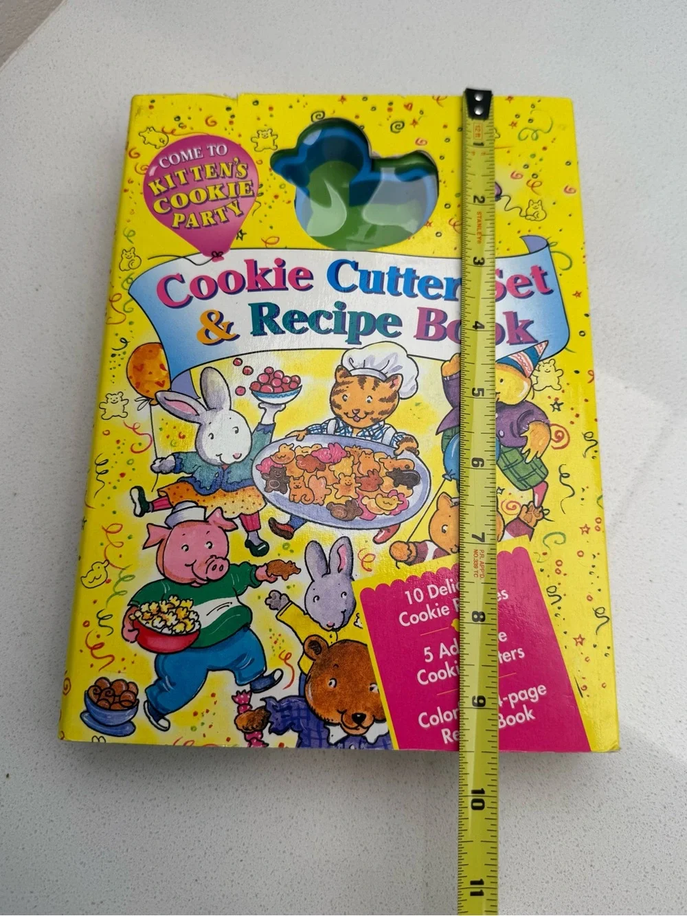 Vintage 90s Children's Cookie Cutter Set & Recipe Book Kitten's Cookie Party